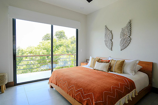 Friends Suite 1
